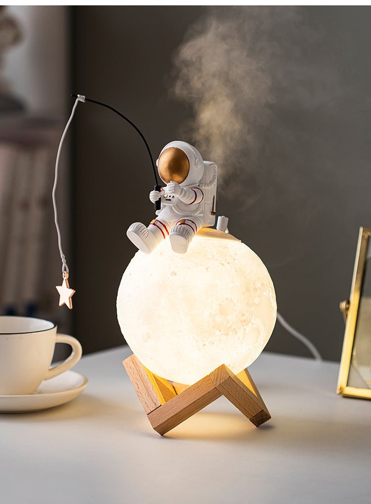Astronaut Figurines Home Decoration Miniature Night Light Humidifier - IK LifeStyle